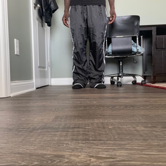 LEI black Zipper throwback pants ( 2XL, barely worn) - Picture 3 of 4